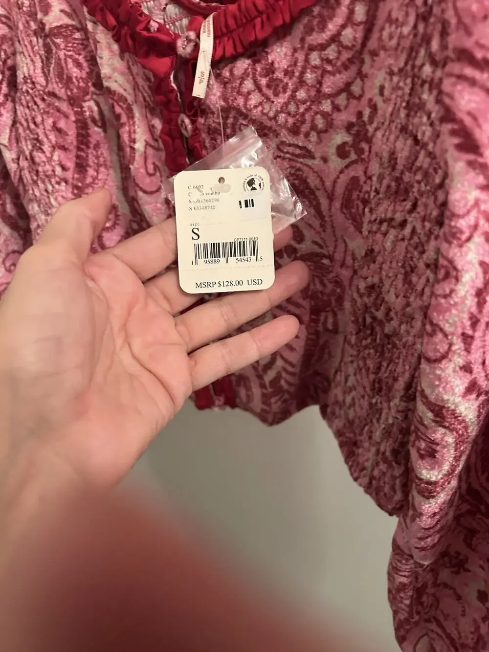 Free People Women's Velvet Top Puff Sleeves new with MSRP $128 New With Tags